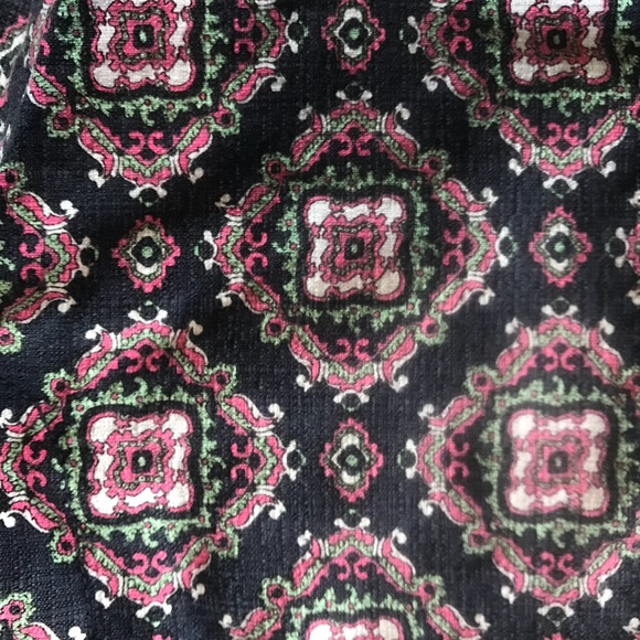 J Crew navy blue shorts w pink white green pattern - Picture 4 of 4